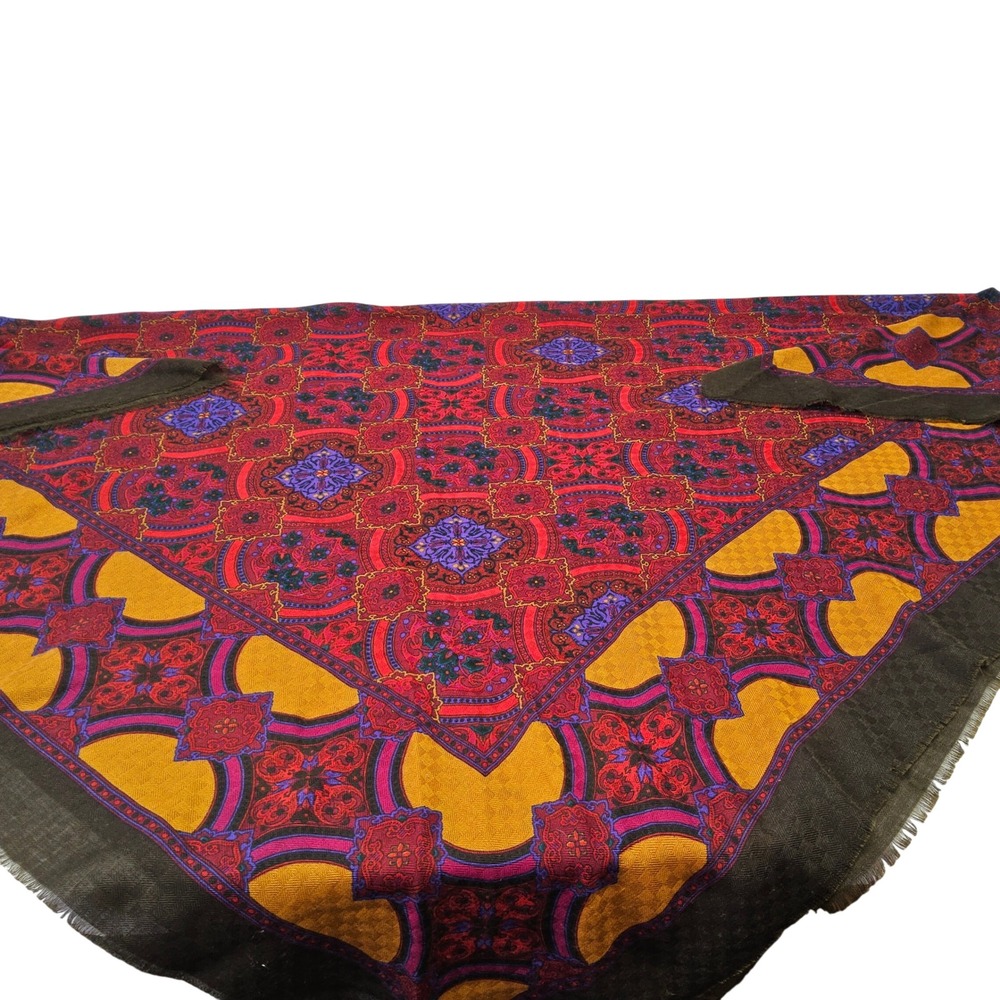 Woodward Square Scarf Womens OS Red Gold Purple Medallion Made in‎ Italy Vintage